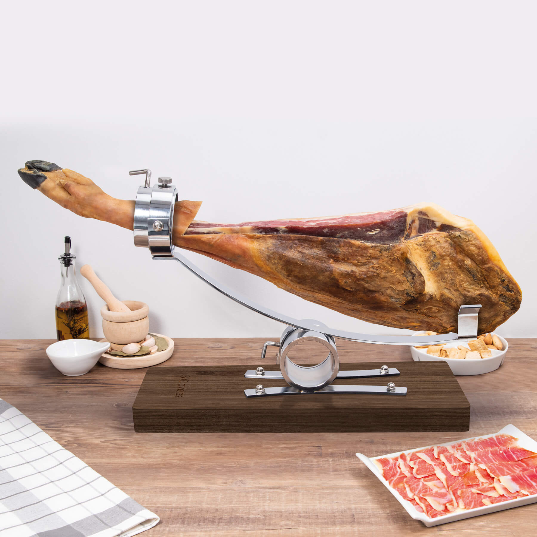 Conservación de jamón empezado en soporte jamonero 3Claveles